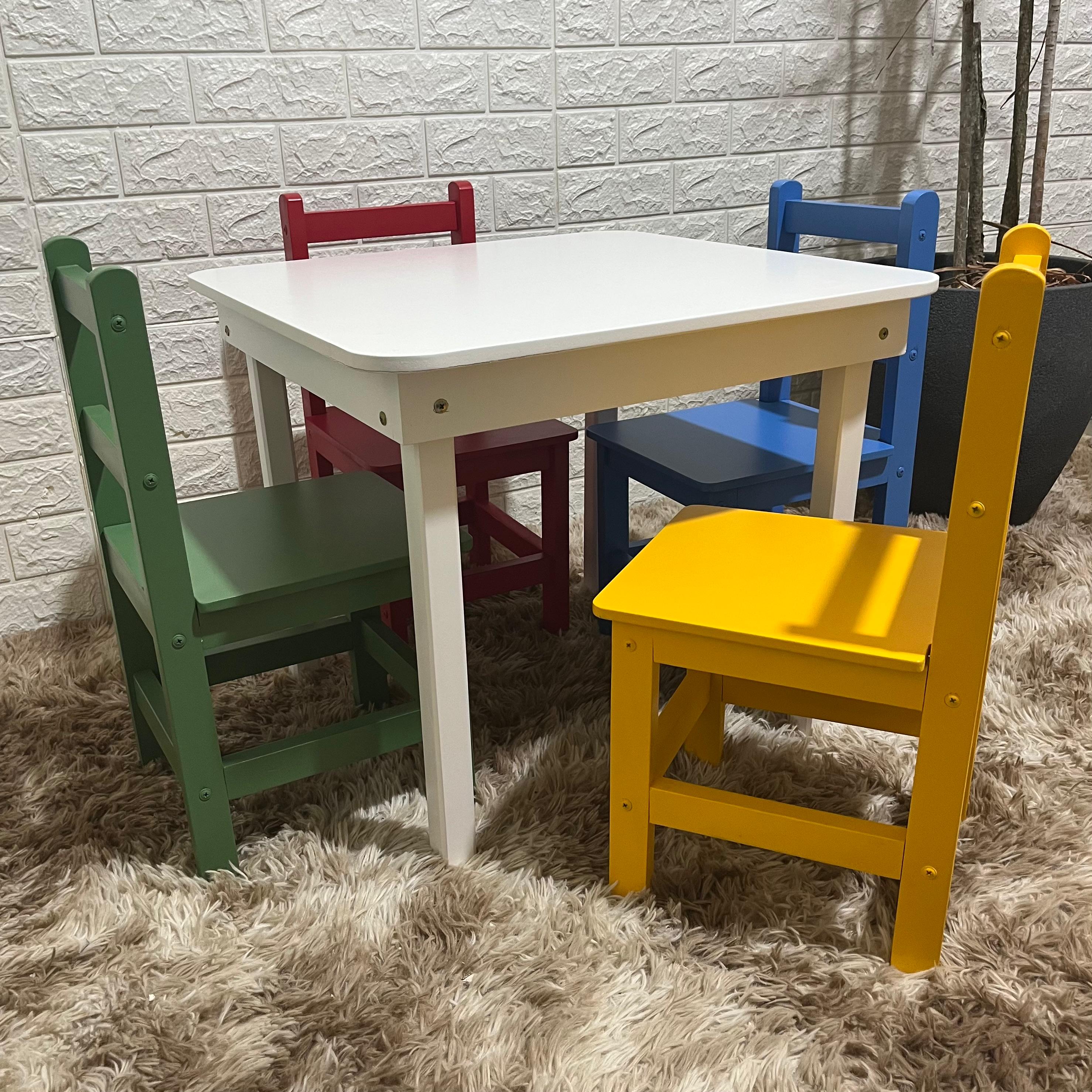 conjunto infantil 4 cadeirinhas 2