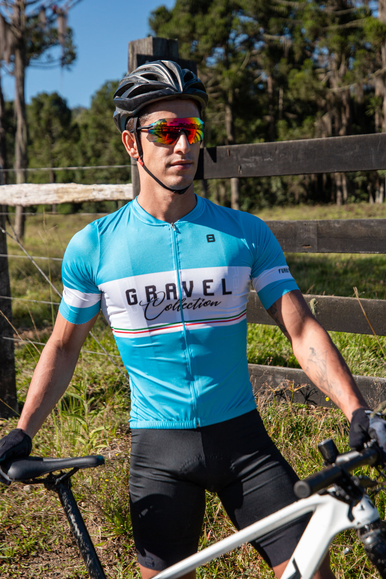 Os Benefícios de Utilizar uma Camisa de Ciclismo: Muito Além da Aparência -  Blog - FURBO CYCLING