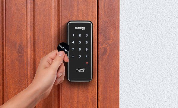 XID 1000 - Compatível com fechaduras digitais