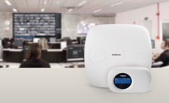 AMT 4010 SMART - Comunicação com empresas de monitoramento e segurança 24h