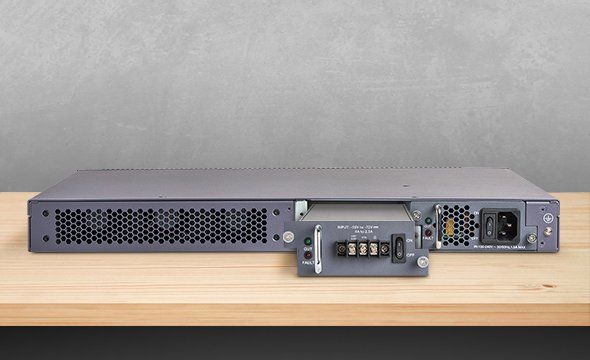 OLT G16 - Fonte Hot Swap