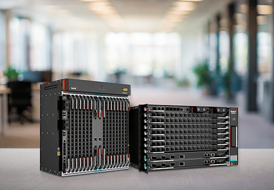 HU8A - A placa HU8A é o módulo uplink das OLTs