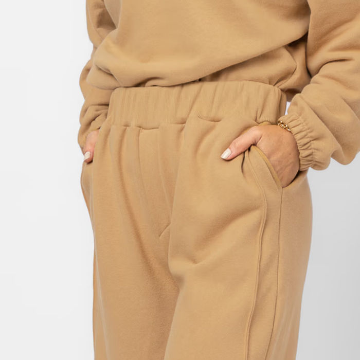 Calça pantalona de moletom feminina com cós de elástico e bolsos