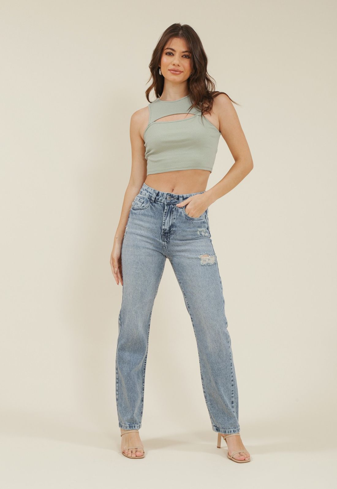 calça jeans reta de cintura alta com rasgos - youcom: vem cá conferir suas  peças favoritas