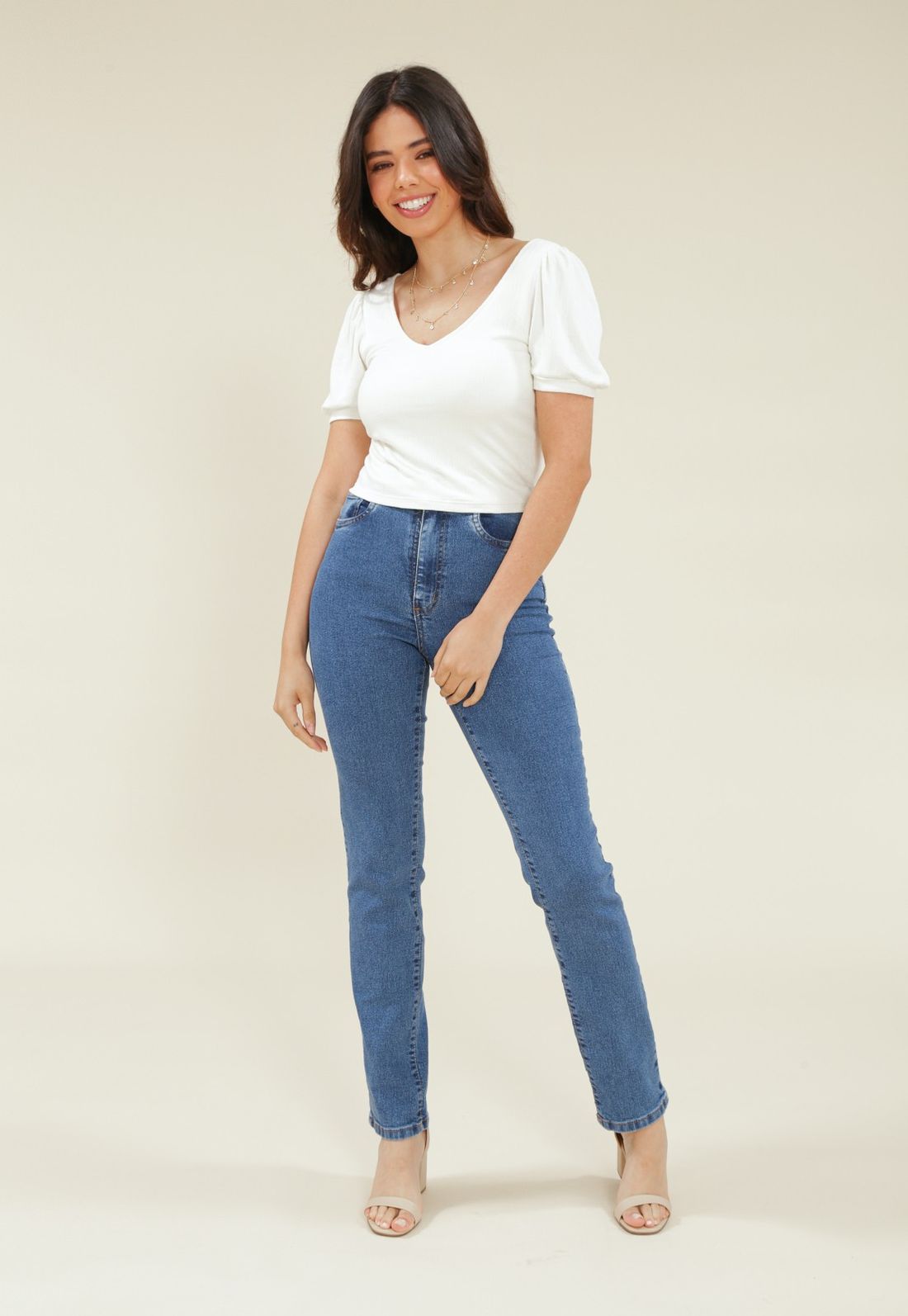 Calça Jeans Reta: O modelo de calça mais versátil que existe!