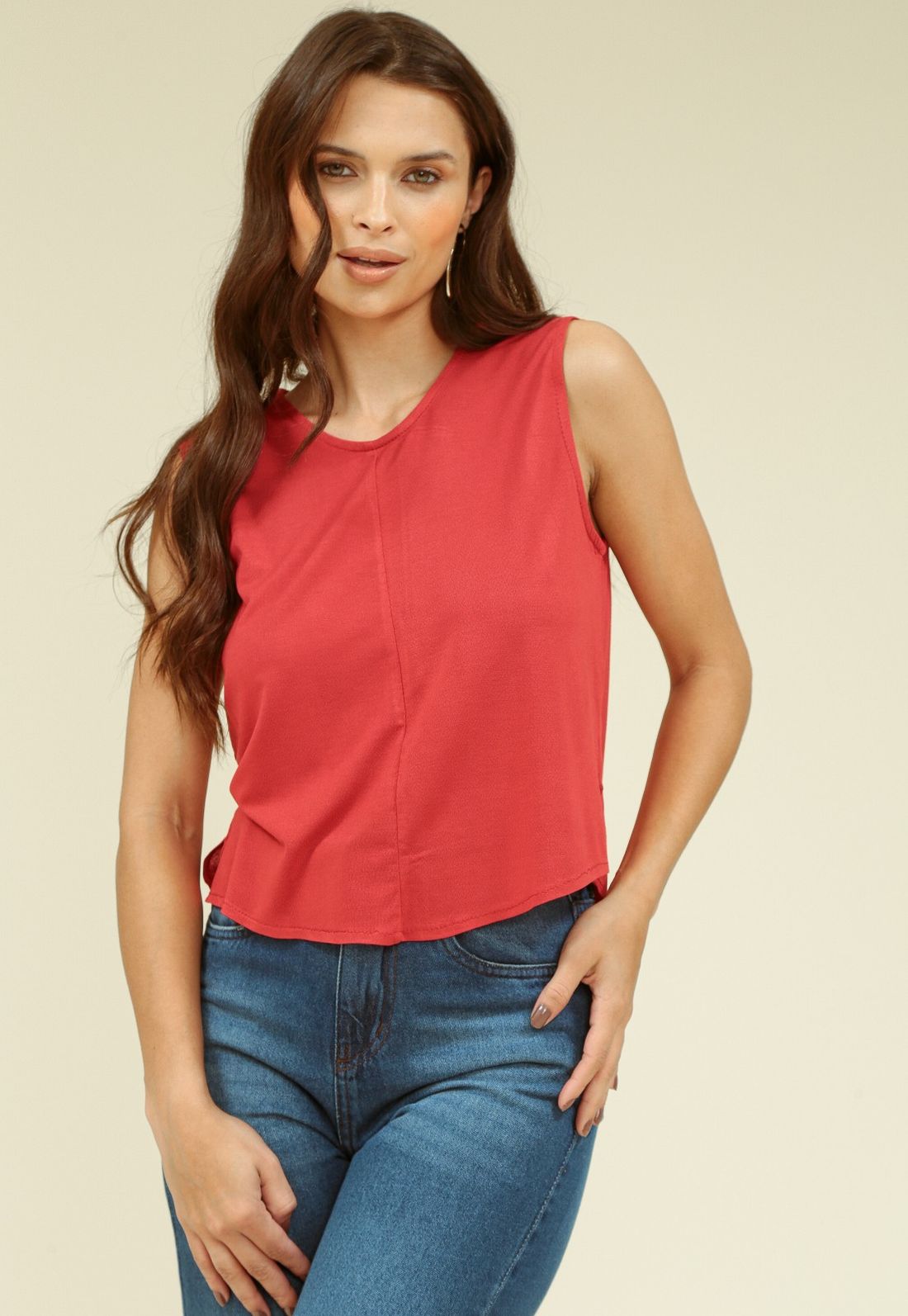 BLUSA MALHA SEM MANGA ABERTURA LATERAL - Tamanho M - Cor VERMELHO