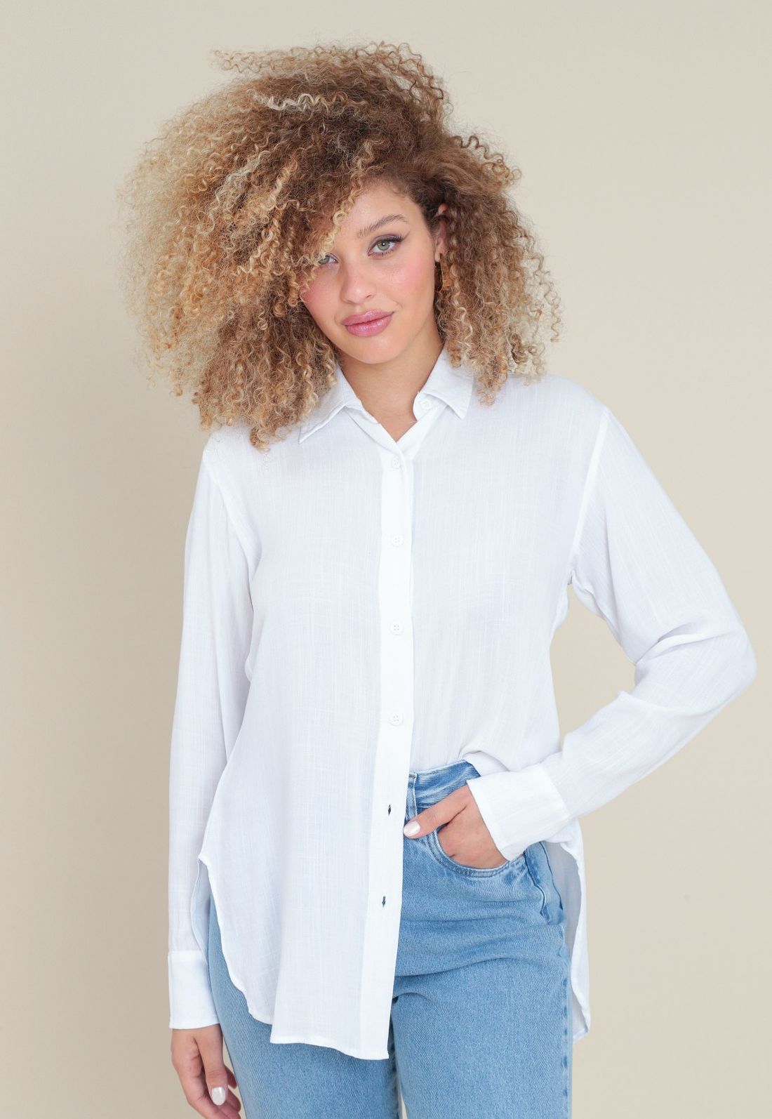 CAMISA VISCOLINHO OVERSIZED - Tamanho P - Cor BRANCO