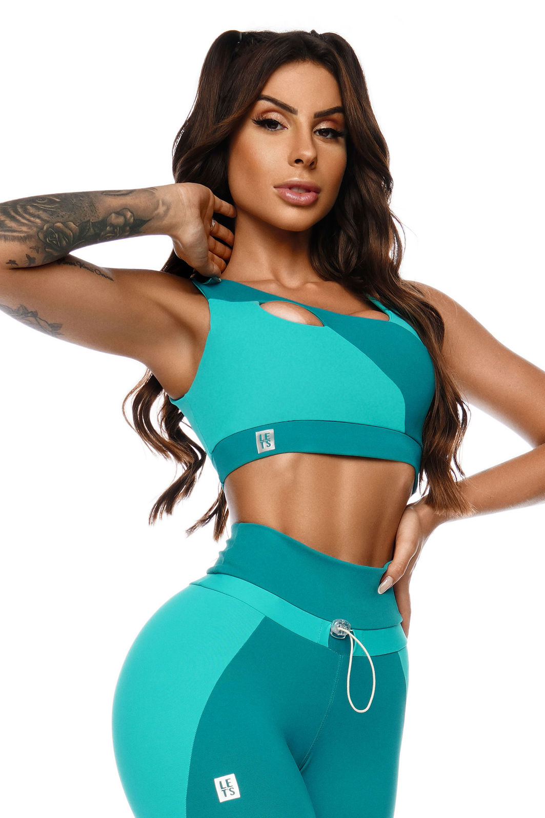 OQQ Women Yoga Outfit Seamless 3 Piece Workout Gym High Waist Leggings  Shorts with Sport Bra Set DarkGreen : : Clothing & Accessories