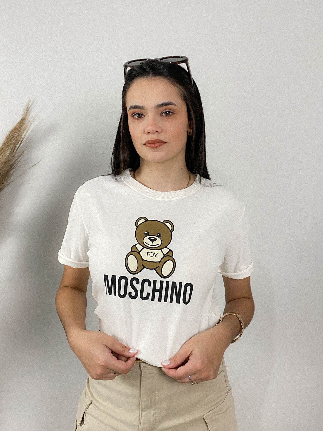 Tshirt Premium - Moschino - Off White Meia Cereja - Loja Virtual