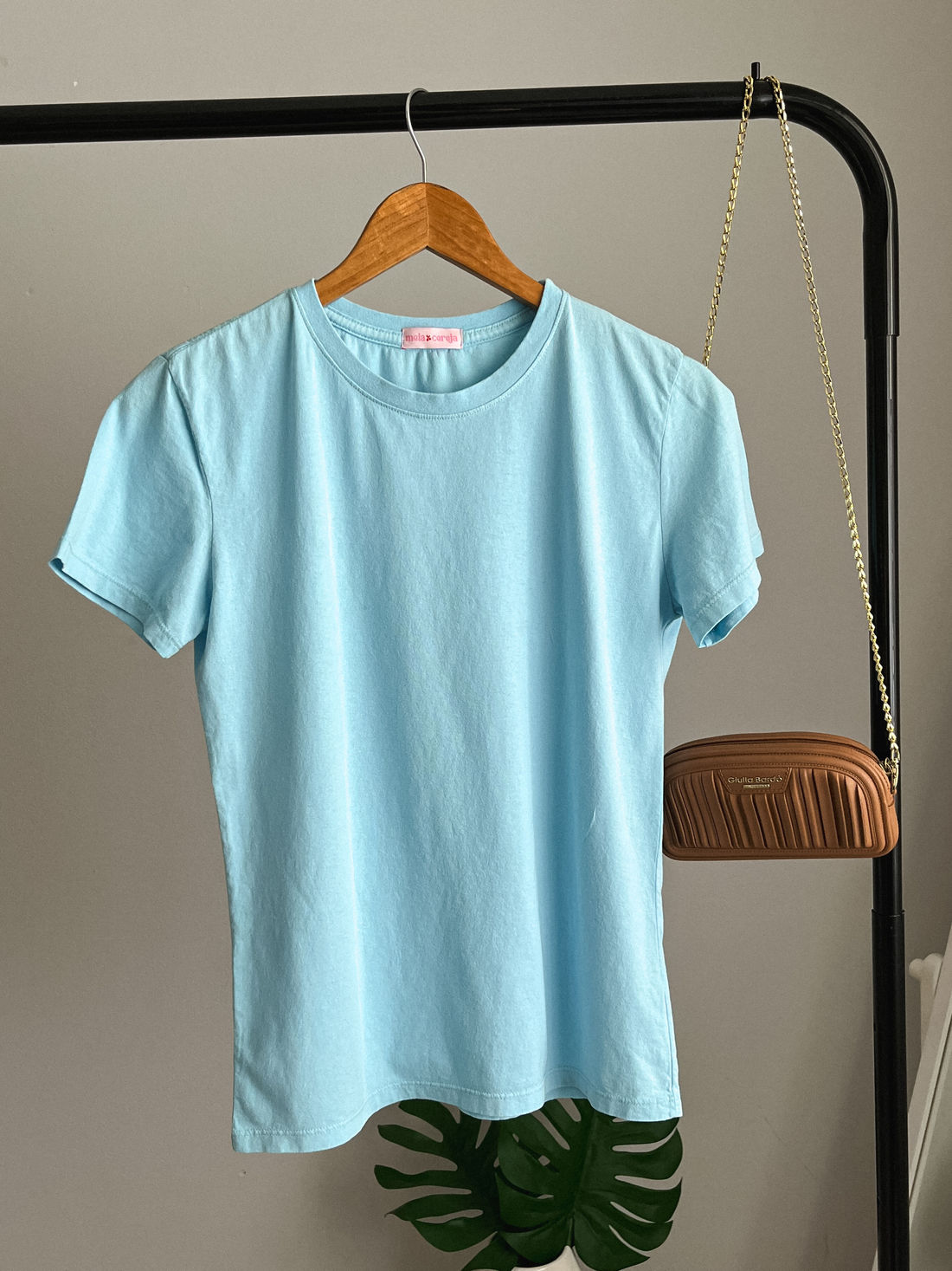 T-shirt Basic Lisa - Azul Bebê Meia Cereja - Loja Virtual