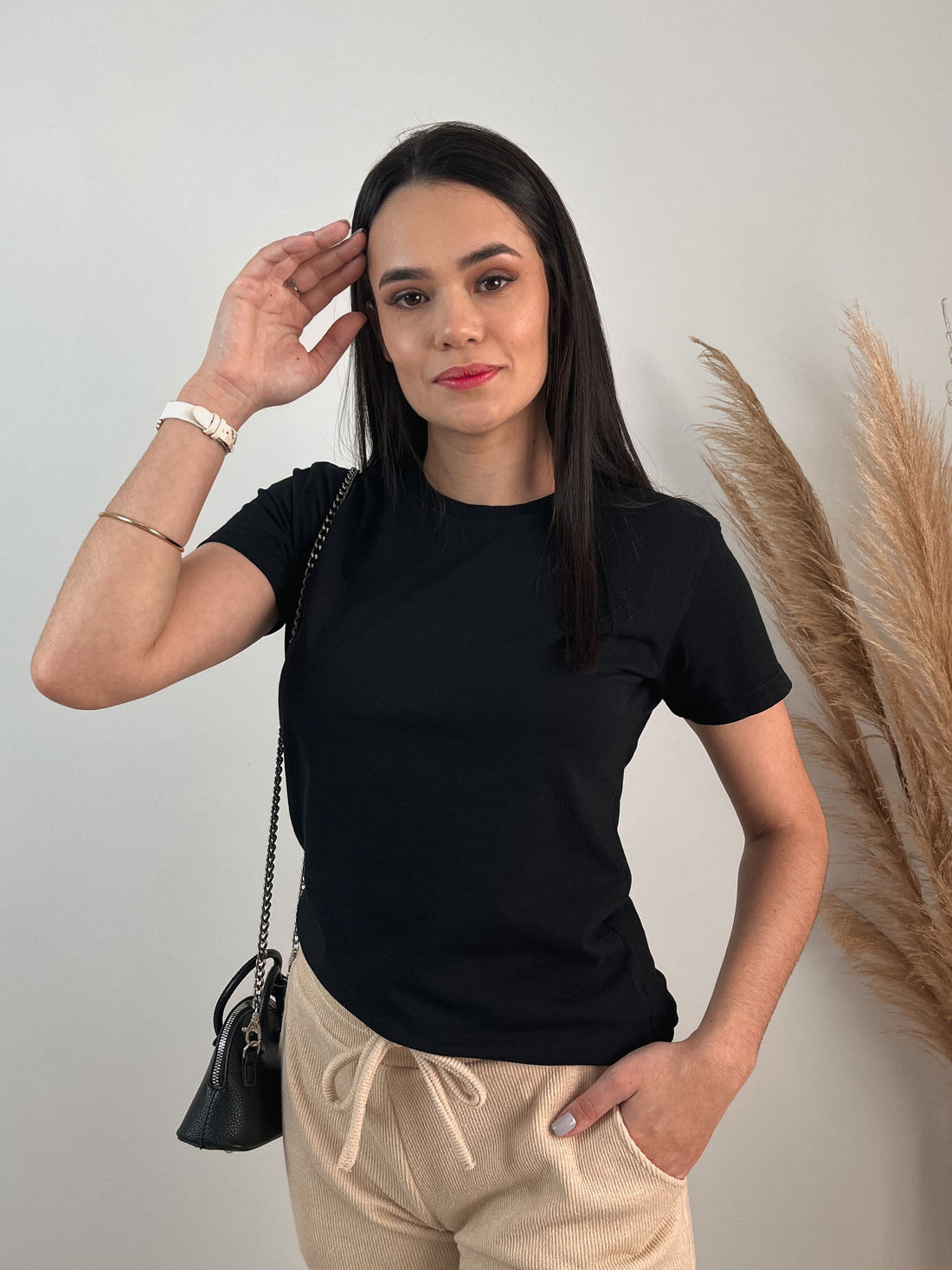 T-shirt Basic Lisa - Preto Meia Cereja - Loja Virtual