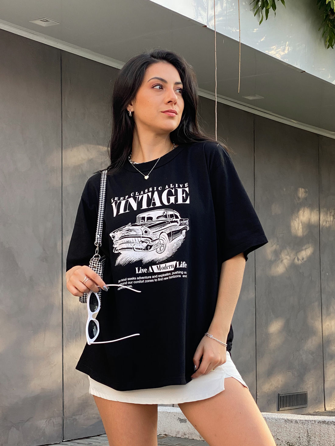 T-shirt Oversized - Vintage - Preta Meia Cereja - Loja Virtual
