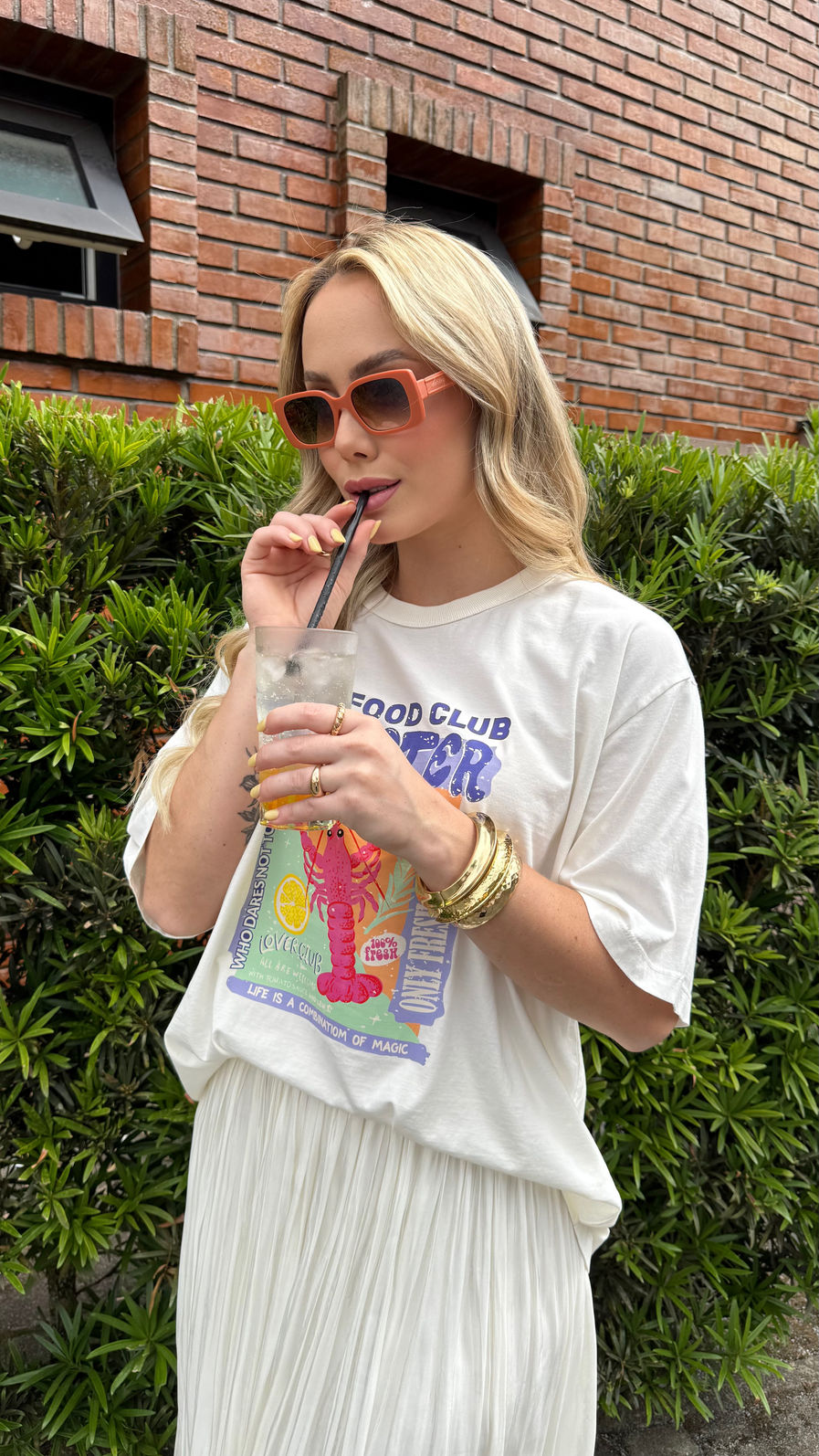 T-shirt Oversized - Lagosta - Off White Meia Cereja - Loja Virtual