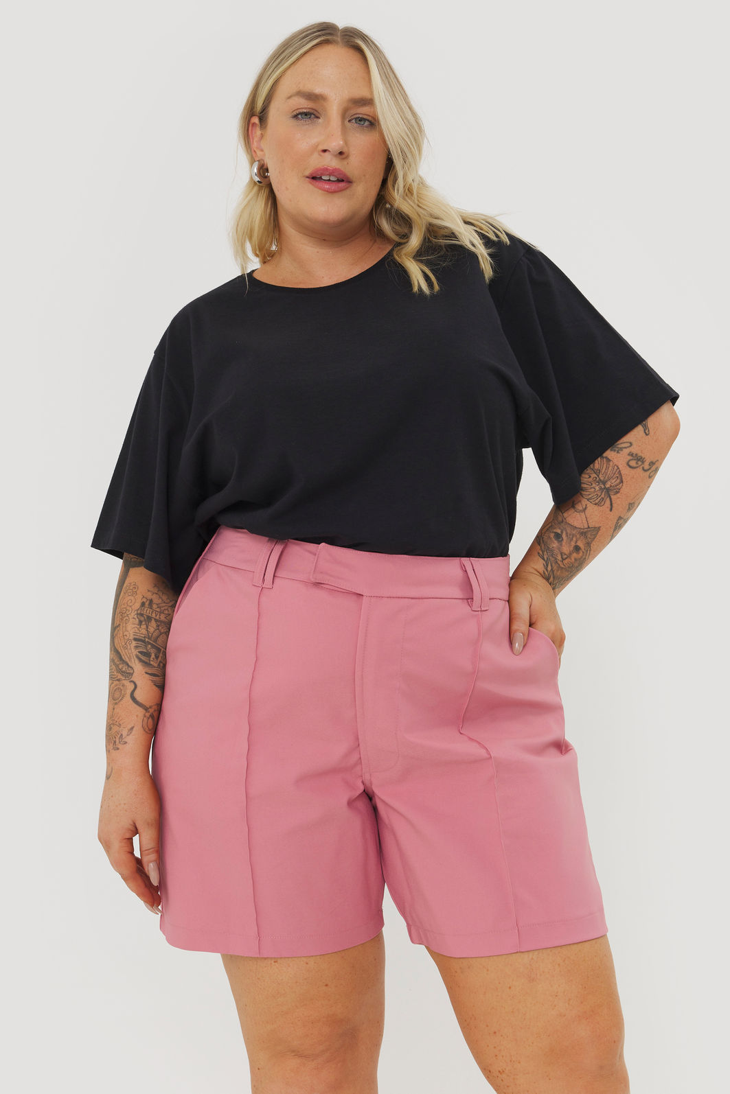 Short alfaiataria de algodão plus size