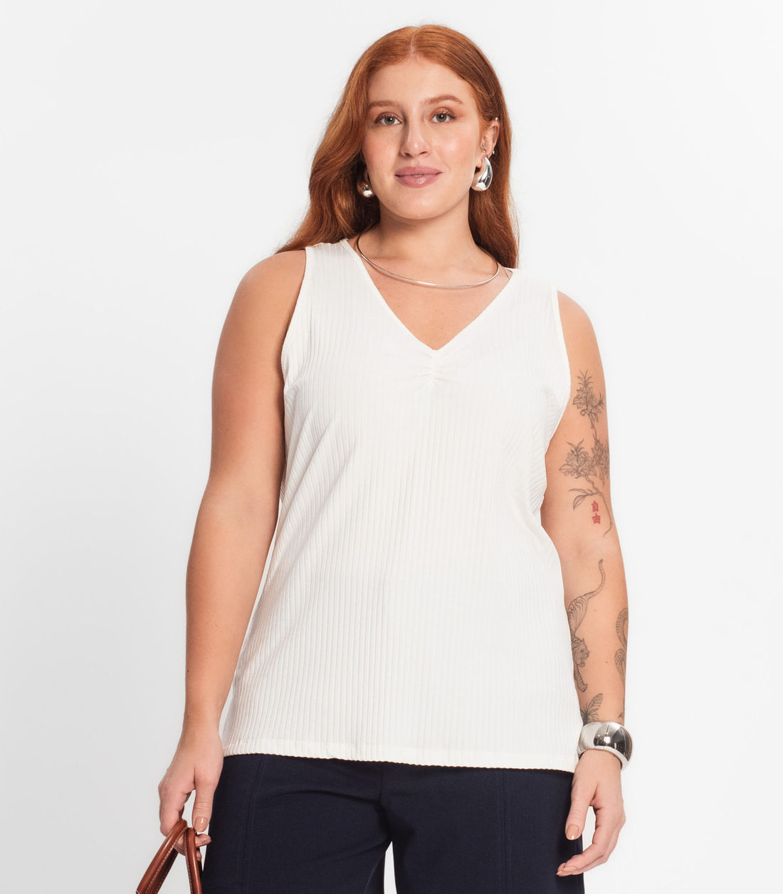 Regata Plus Size em Ribana Canelada Secret Glam - Moda Feminina e Masculina, Itens para Casa e Mais l Rovitex