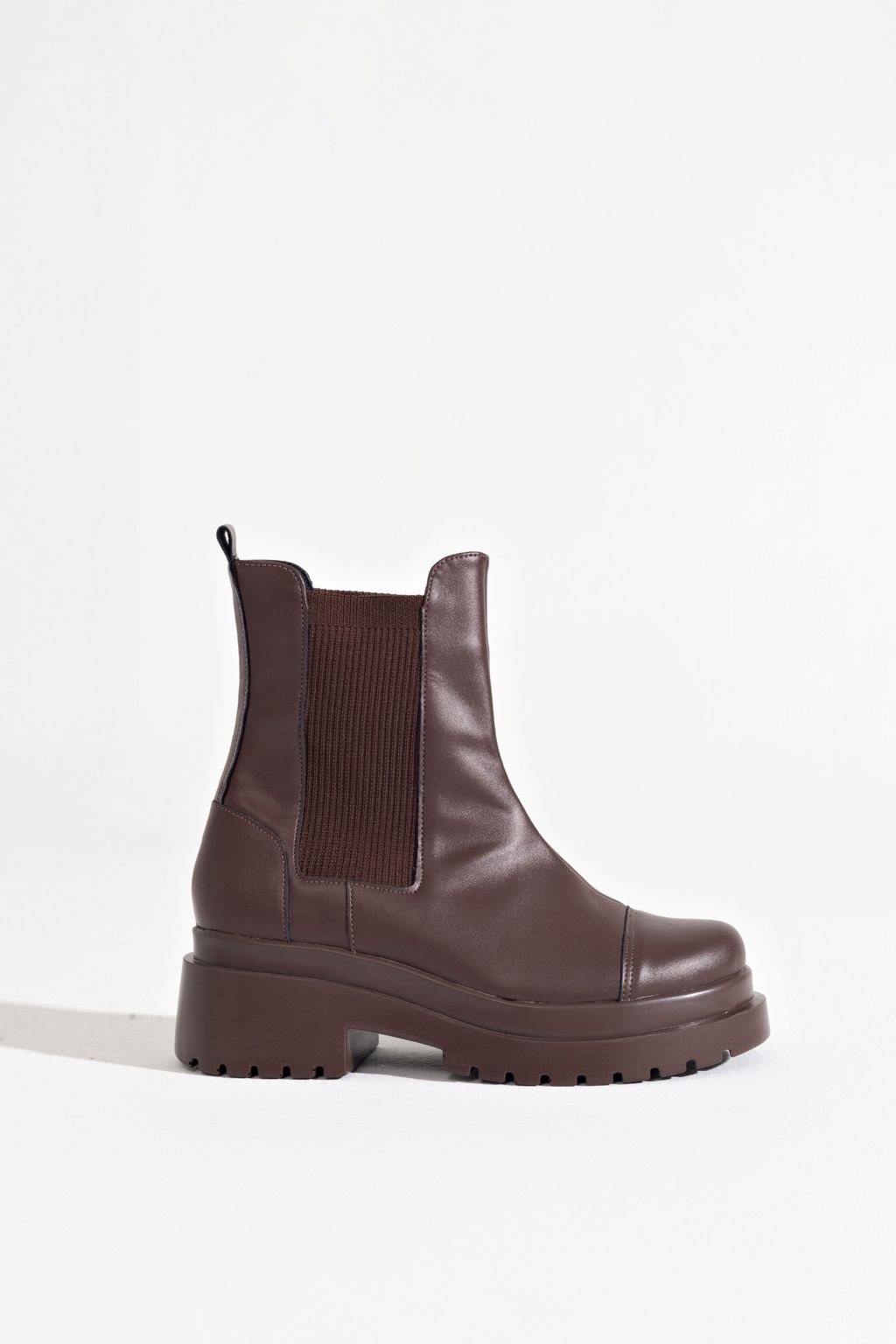 LEIDI - BOTA CHELSEA FEMININA TRATORADA MARROM Delfim Shoes - Loja
