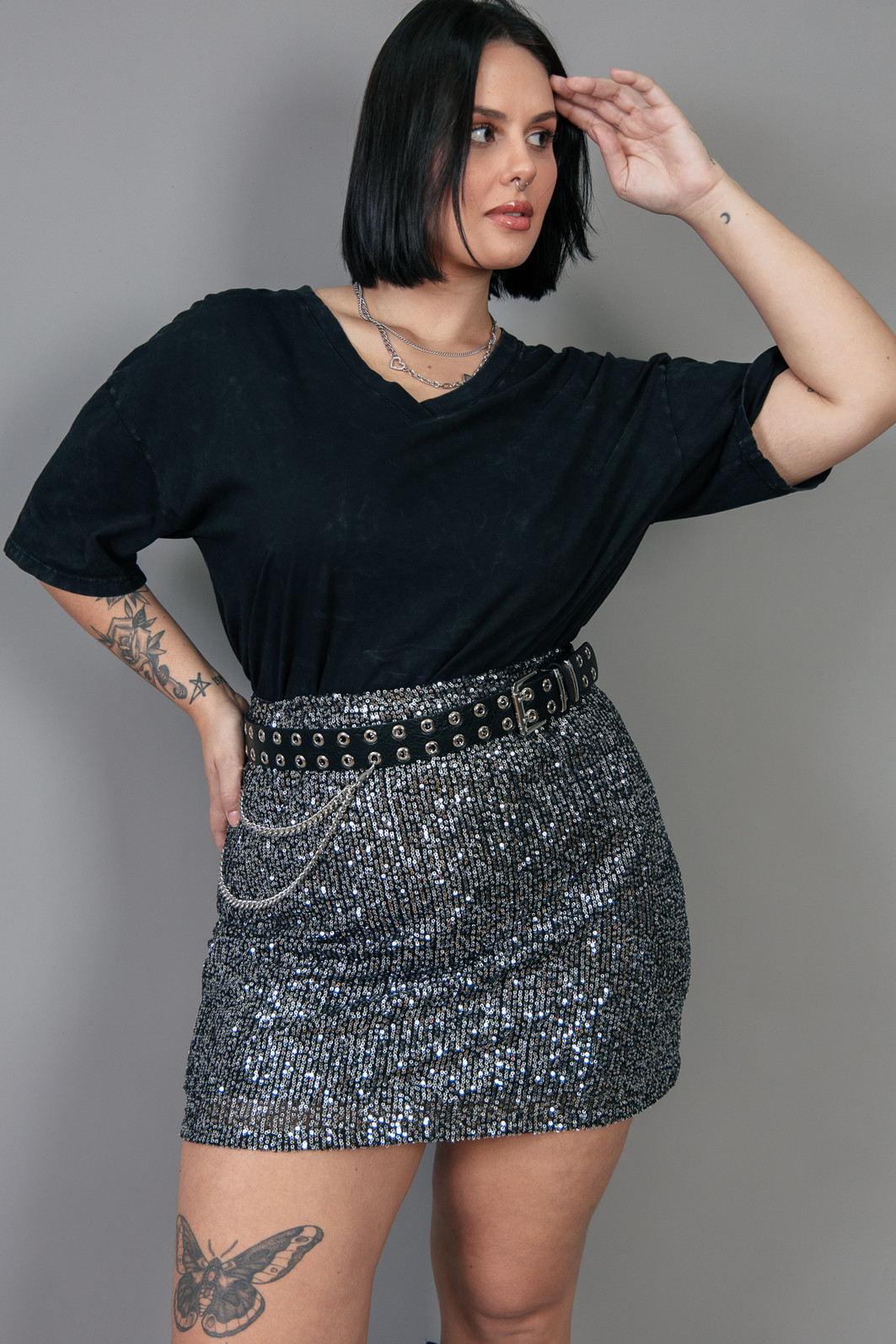 SAIA DE PAETÊ PRATA SOLTINHA Marina&Gabriella Roupas Femininas