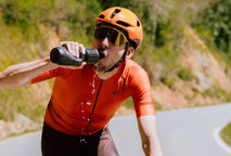 Por Que Alguns Ciclistas Passam Mal Usando Gel de Carboidrato?