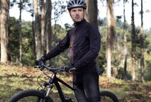 Elegância e Proteção: Descubra a Jaqueta Shadow Para Dias Mais Frios