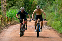 Treinamento de força para ciclistas: 5 exercícios essenciais para melhorar a potência no pedal