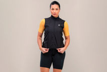 Colete Feminino Save Preto: minimalismo e proteção em uma peça só