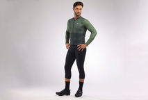 Jersey Masculina Invicta Verde: Estilo e Eficiência para Seus Pedais