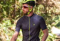 Explorando o Universo das Camisas de Ciclismo: A Experiência Única da Camisa Fabric
