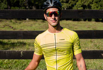 Explorando os Benefícios da Camisa Manga Curta de Ciclismo: O Investimento Perfeito para o Seu Conforto e Desempenho