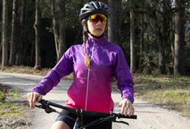 Jaqueta Corta-Vento: Para Ciclistas que Desafiam o Clima