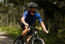 Short ciclismo masculino: o que muda em relação à bermuda tradicional?