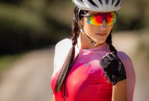 Jerseys Femininas para Ciclismo: Design e Conforto para a Ciclista Moderna