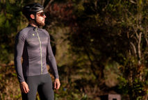 Jerseys Masculinas de Manga Longa: estilo e proteção para ciclistas
