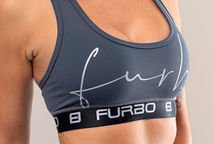 Além do Estilo: Os Benefícios Funcionais do Top em Atividades Físicas