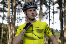 Roupas para pedalar: Tudo o que você precisa saber sobre as camisas masculinas de ciclismo