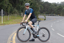 Proteção e Desempenho: O Papel dos Coletes Corta Vento no Mundo do Ciclismo