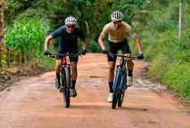 Diferença entre Camisa e Jersey de Ciclismo: entenda a nomenclatura do mercado