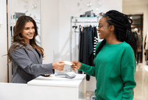 Como treinar sua equipe para vender mais sem parecer insistente