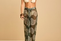 Como usar saída de praia com estilo e conforto