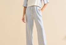 Como usar calça pantalona com tênis: combinações confortáveis, versáteis e cheias de estilo