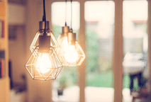 Oscilação de energia em residências: saiba como se proteger