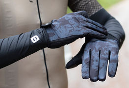 Manguitos: térmico x leve — qual usar no frio, vento e sol?