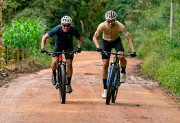 Diferença entre Camisa e Jersey de Ciclismo: entenda a nomenclatura do mercado