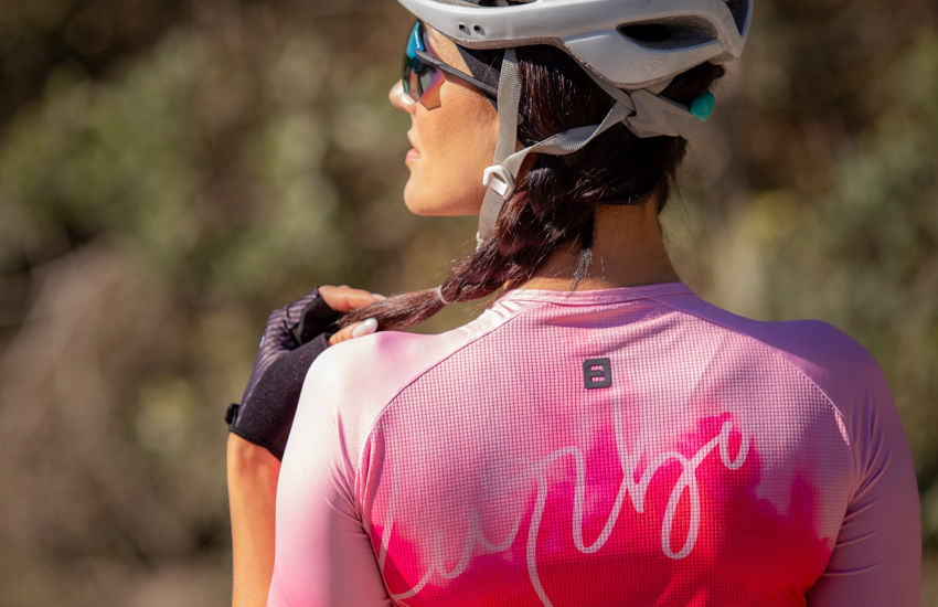 Banner Camisas Femininas de Ciclismo: Conforto, Estilo e Desempenho em Duas Rodas