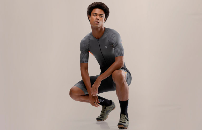 Banner Macaquinhos de Ciclismo para Homens: Conforto e Performance em Longas Pedaladas