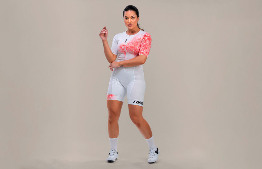 Banner Macaquinho Feminino Blossom: Floresça nas Estradas