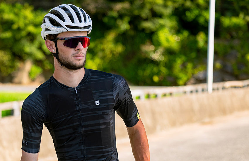 Banner Jersey ciclismo: como escolher o modelo certo (zíper, tecido e ajuste) — Guia 2026