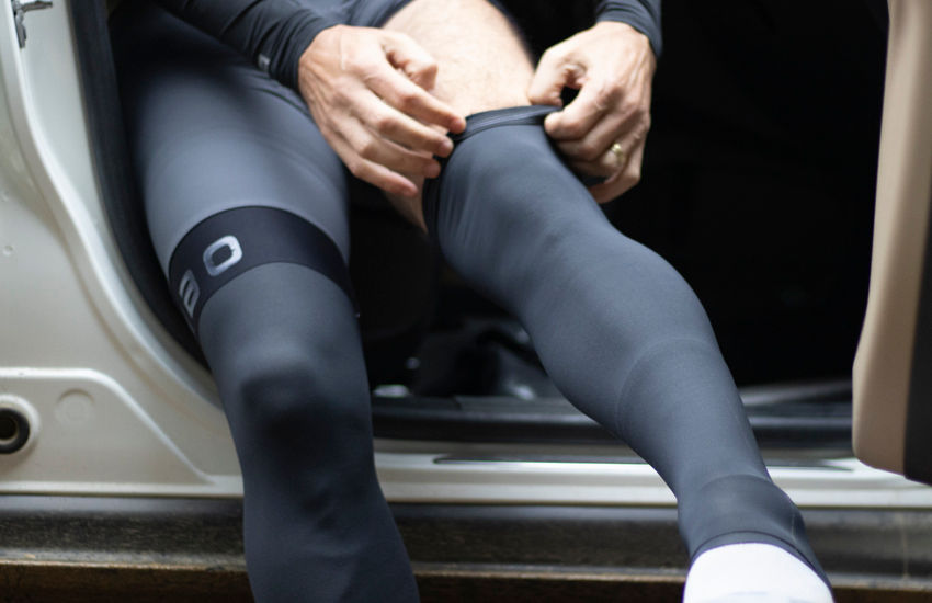 Banner Pernito de Ciclismo Holográfico: Revolucione Seu Pedal com Estilo e Conforto