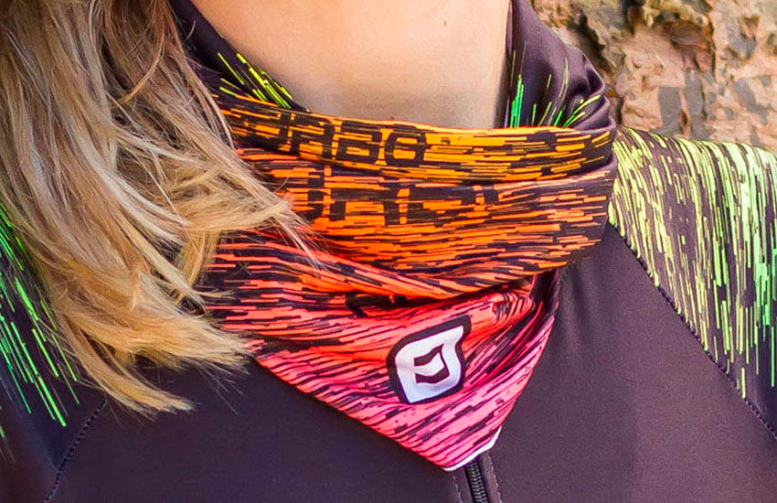Banner Mais que Moda: Os Benefícios Funcionais da Bandana para Ciclistas