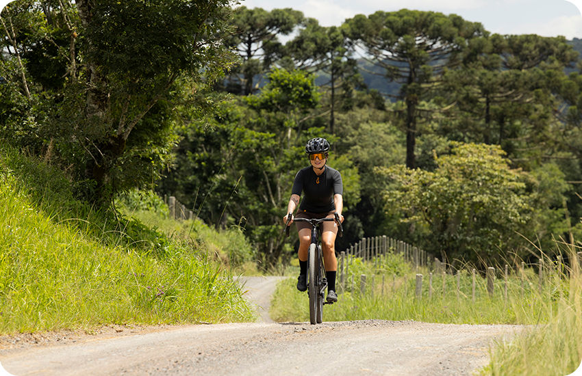 Banner Qual tecido é melhor para roupa de ciclismo?