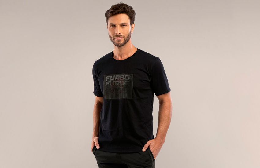 Banner Camiseta Interativa Preta: inovação e funcionalidade para ciclistas